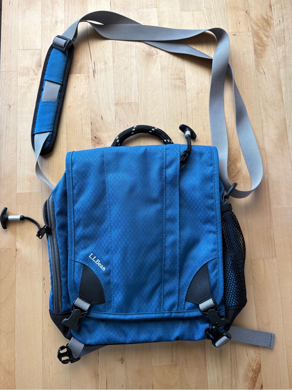 EUC! L.L. Bean crossbody bag